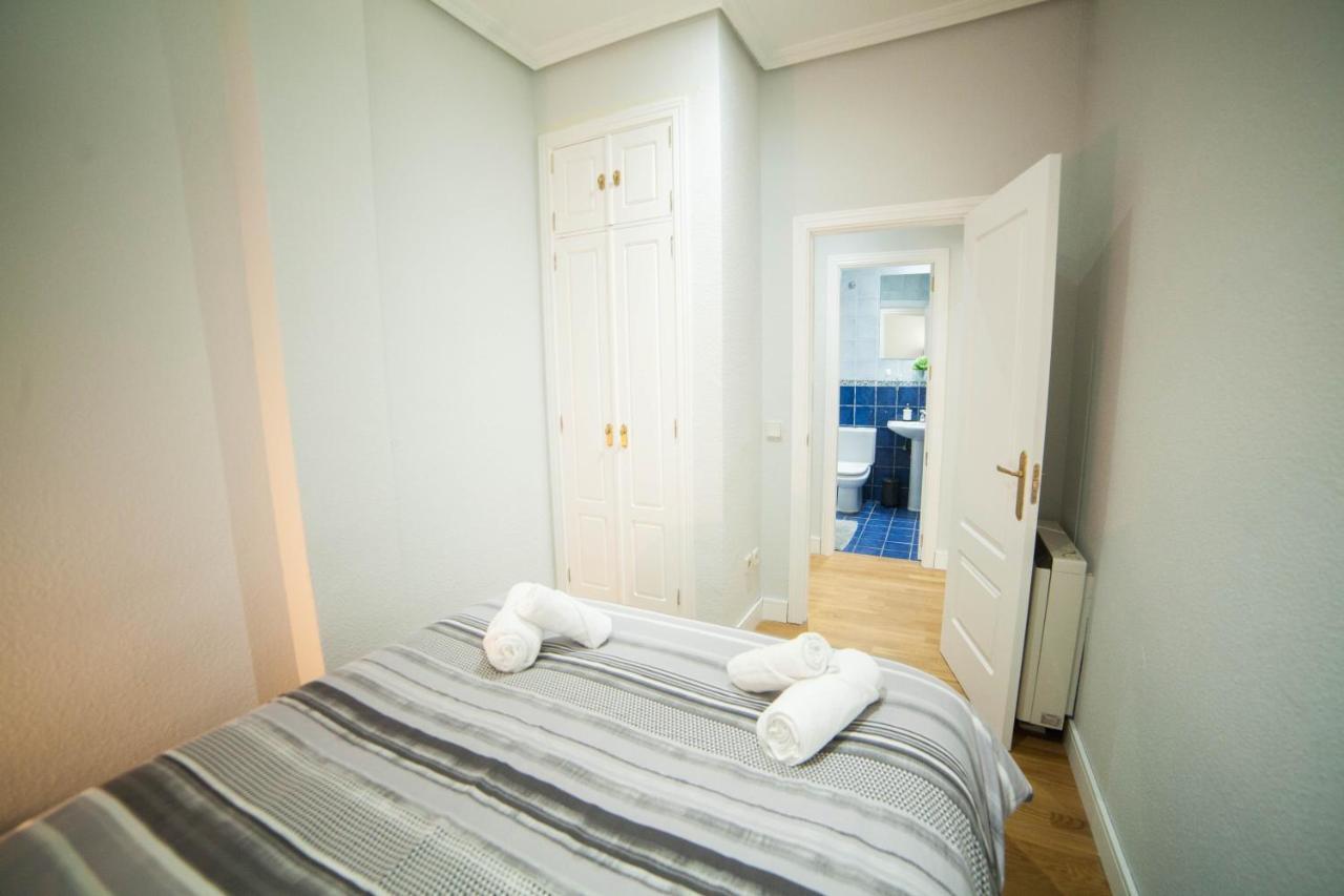 Apartments Madrid Principe ภายนอก รูปภาพ