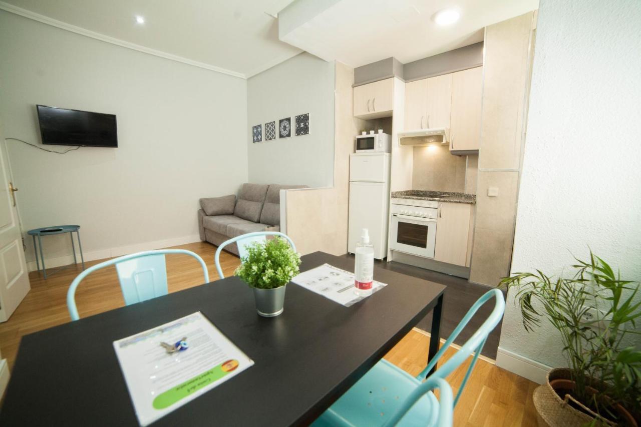 Apartments Madrid Principe ภายนอก รูปภาพ